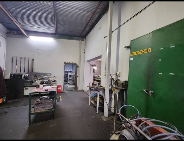 714M² WORKSHOP FOR SALE IN DALVIEW